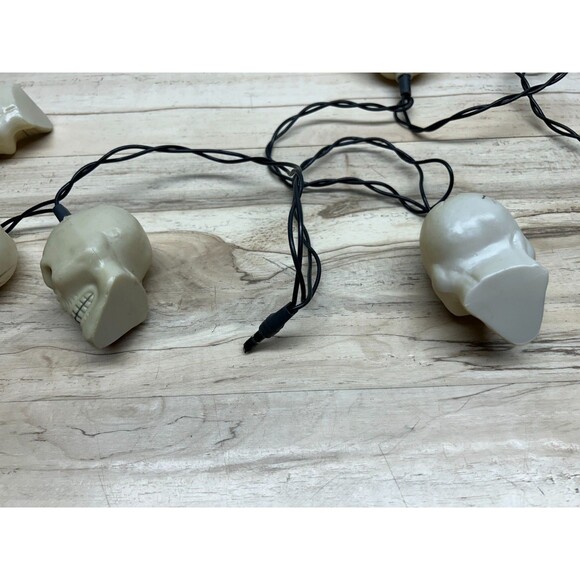 Halloween Plastic Artificial Skull Garland Electric String Lights Decoration - Picture 8 of 14